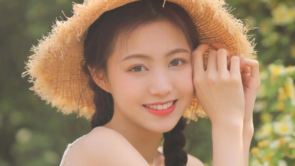 拉萨南昌私人伴游戴佳妮