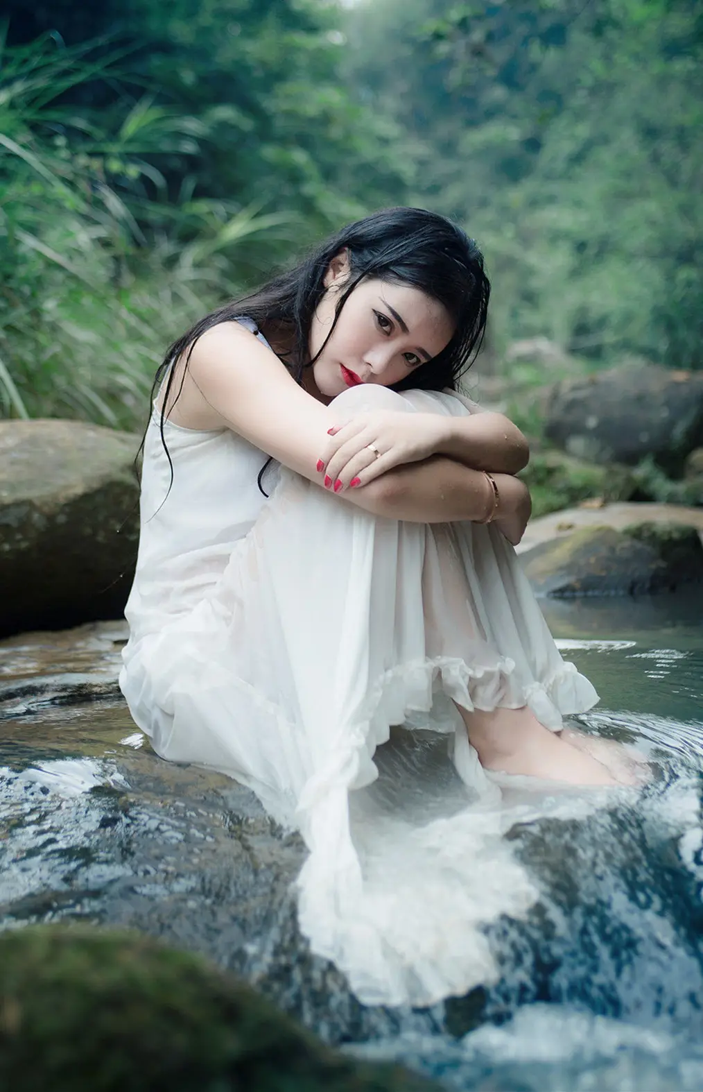 拉萨郑州高端私人伴游小野梨子