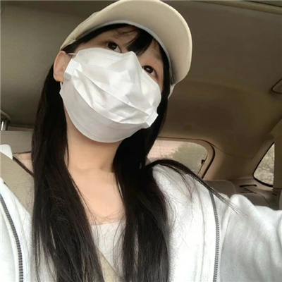 拉萨伴游女生闫静槐的资料